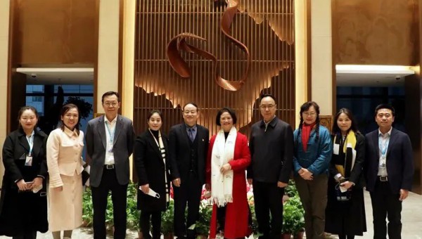 中國(guó)木偶藝術(shù)劇院院長(zhǎng)趙永莊一行來(lái)訪甘肅文旅集團(tuán)