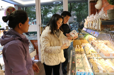 年關(guān)守護(hù)2022 常德市市場(chǎng)監(jiān)管局開(kāi)展元宵節(jié)前食品安全專項(xiàng)檢查